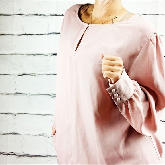 Shein key hole pulse size blouse - Picture 1 of 6